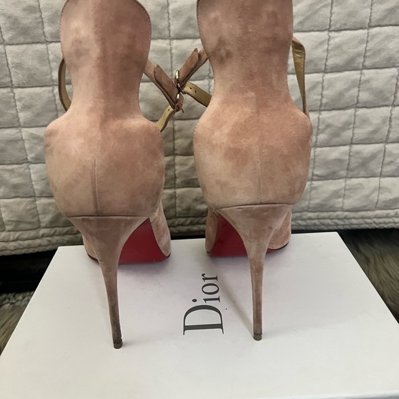 SOLD‼️Christian Louboutin pink suede heel- 42 - Picture 6 of 14